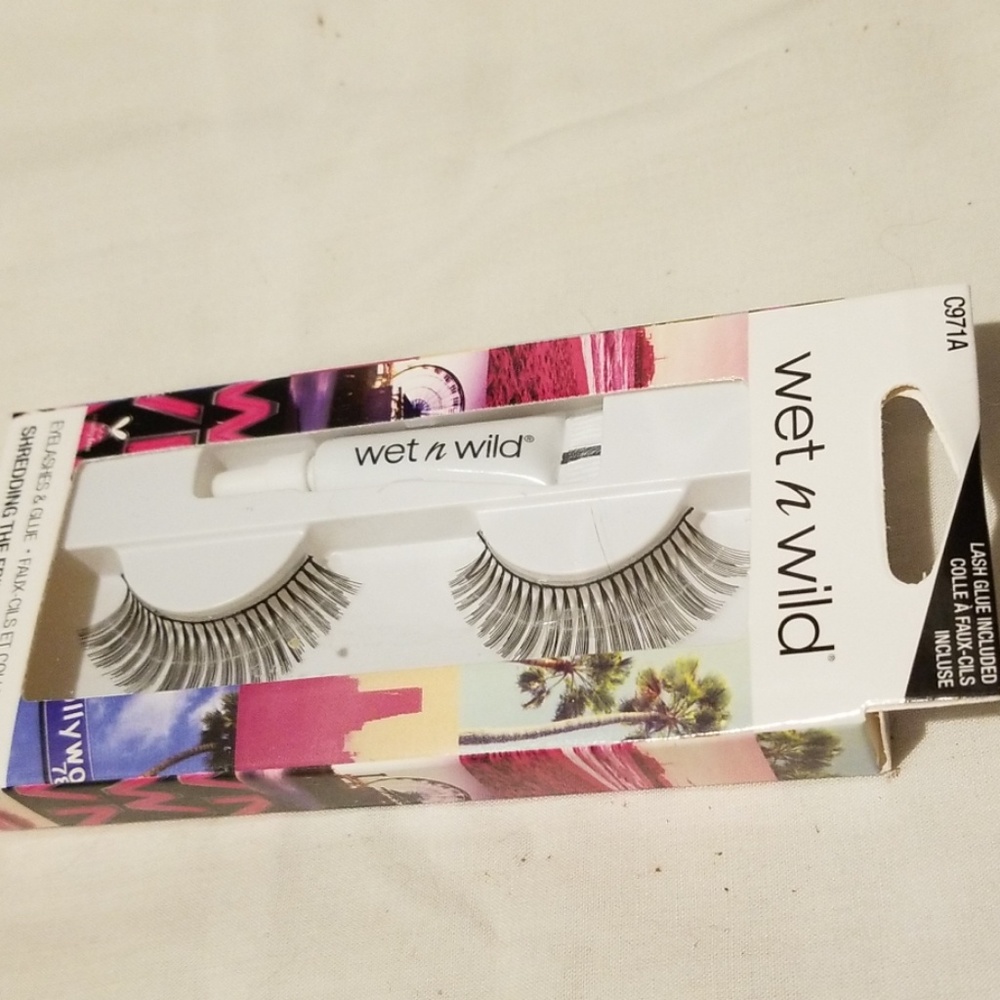Makeup Bundle- 💋LA Colors/WetWild/L'OREAL - Picture 4 of 6